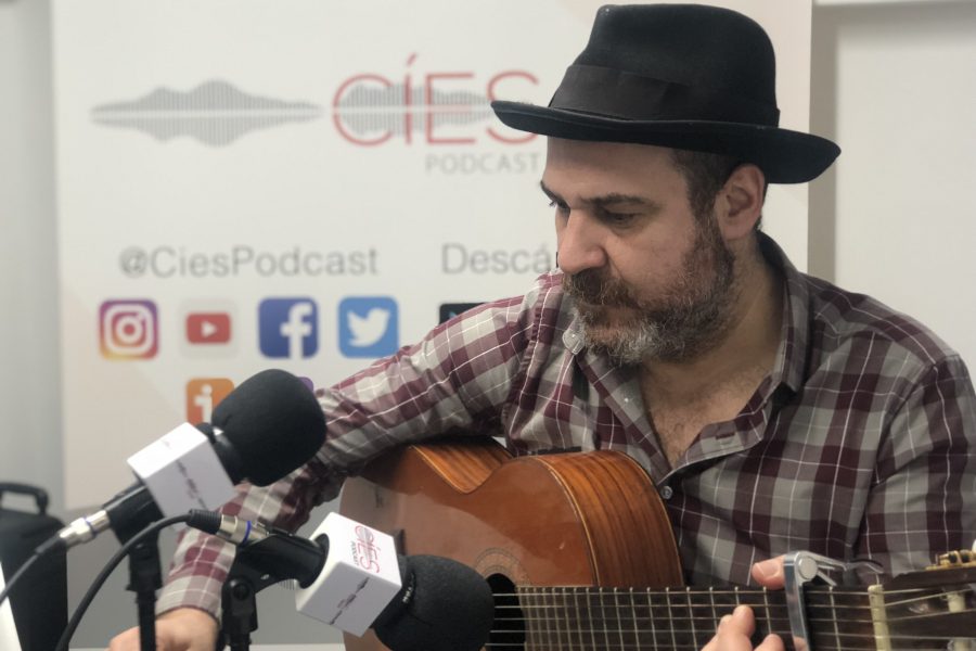 Eladio y los Seres Queridos